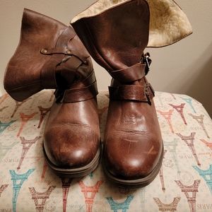 Brown slouch boots